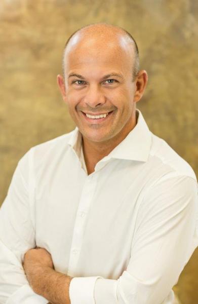 Dr. Mellek